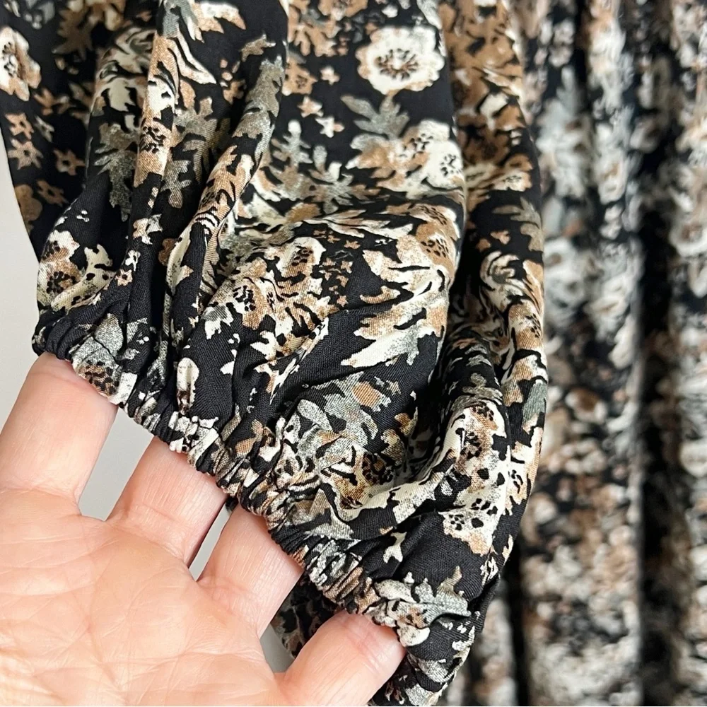 •MIA JOY• Long Sleeve Button Front High Low Midi Dress in‎ Black Floral Size S